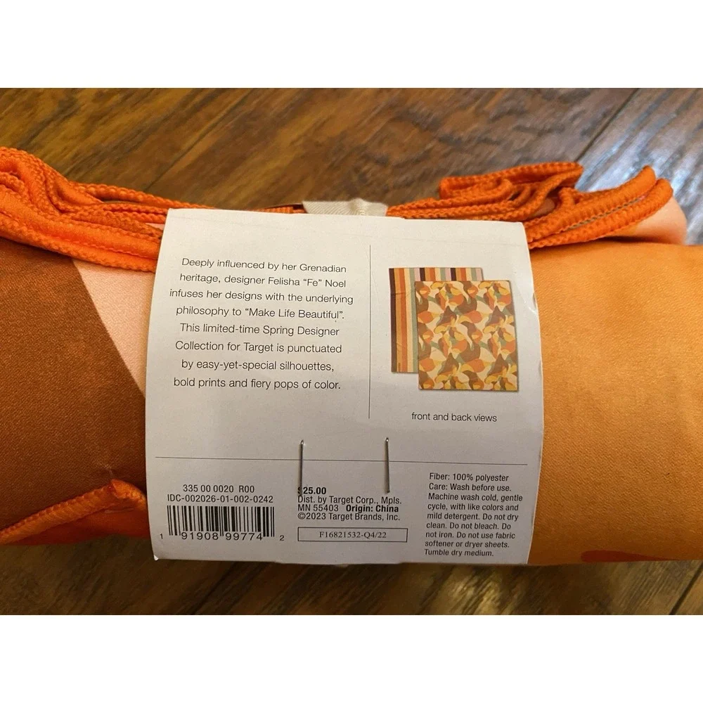 Fe Noel X Target Oversized Beach Towel Orange Geo Reversible Quick Dry New